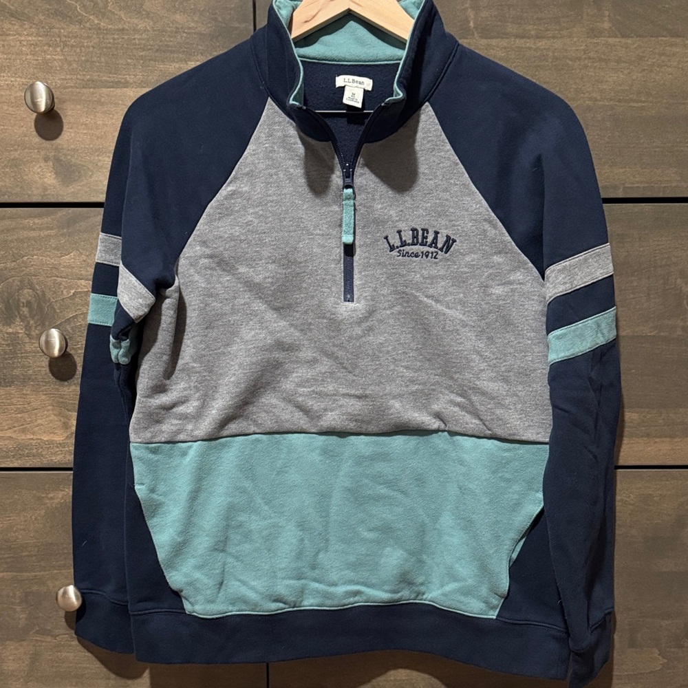 Women's L.L.Bean 1912 Sweatshirt, Quarter-Zip - Medium